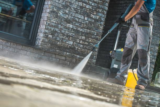 Best Pool Deck Cleaning  in Centerburg, OH